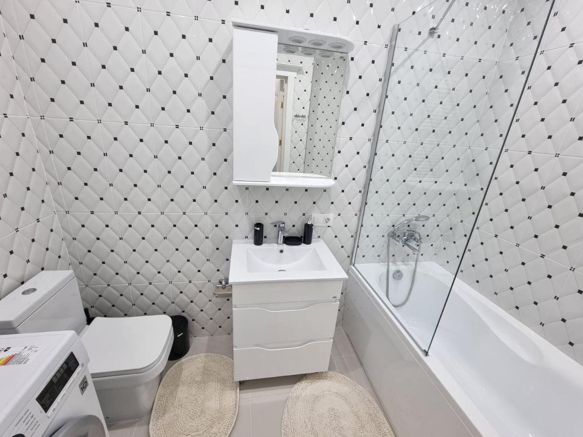 Tourist Grand Apartments Ultracentral Chisinau Bagian luar foto